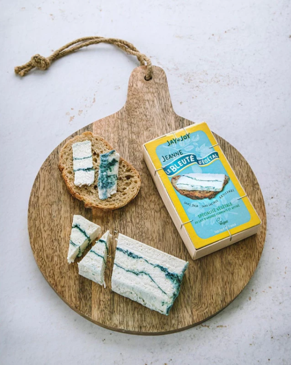 Jeanne 90g – Alternative Vegan Fromage Bleu – Jay & Joy magasin vegan belgique en ligne Jeanne 90g - Alternative Vegan Fromage Bleu - Jay & Joy magasin vegan belgique en ligne